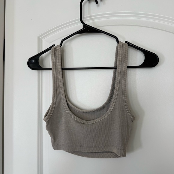 Zara Ribbed Crop Top - Picture 2 of 3